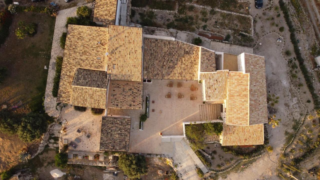 Borgo Delle Pietre Hotel Порто Емпедокле Екстериор снимка